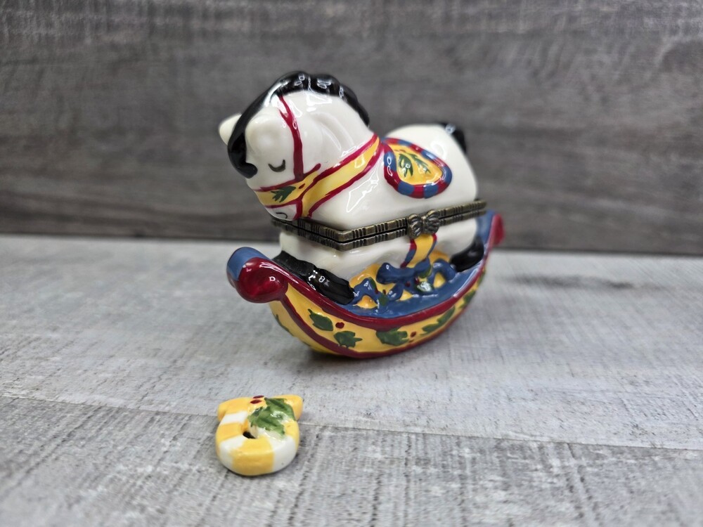 Hinged Ceramic Rocking Horse Trinket Box with Surprise Tiny Horse Shoe 56bb